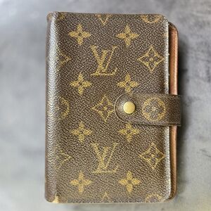 Louis Vuitton Porte Papier Wallet Or Passport Holder